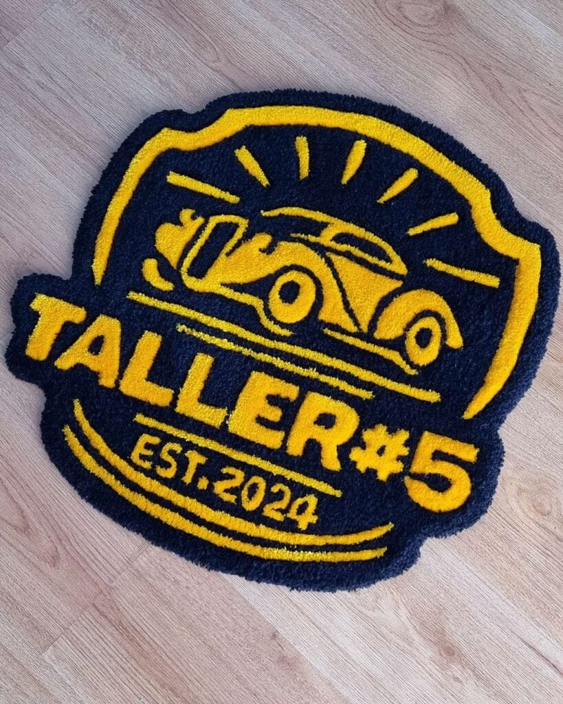 Alfombra personalizada de Taller #5 vista en ángulo como ejemplo de alfombras personalizadas.